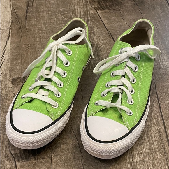 Converse Bright Green Athletic Shoes all stars mens youth size 5 women’s 7 - Picture 1 of 7